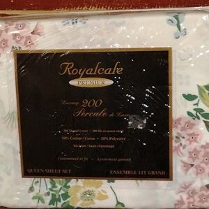 Percale Queen Bed Sheets 200 Thread Count Floral NWT